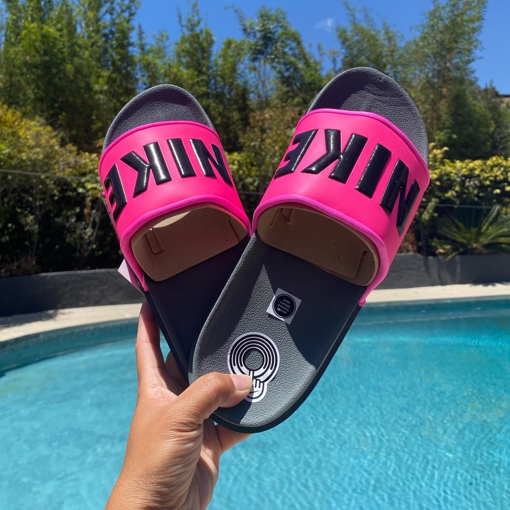 Women’s Nike Offcourt Slide